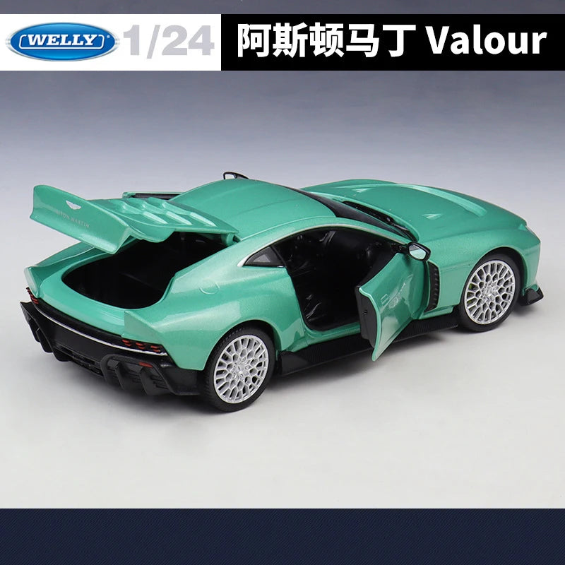 1:24 Aston Martin Valour