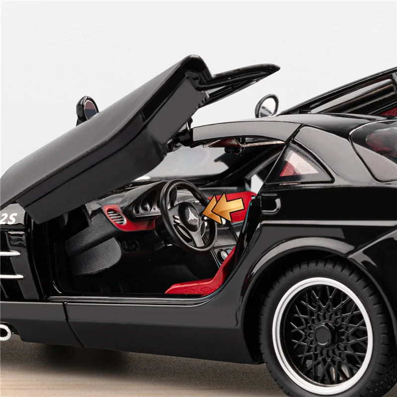 1:24 Mercedes-Benz SLR McLaren