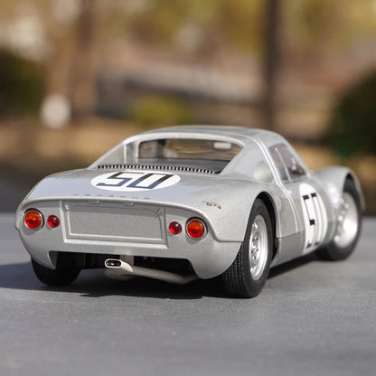 1:18 Porsche 904 Gts
