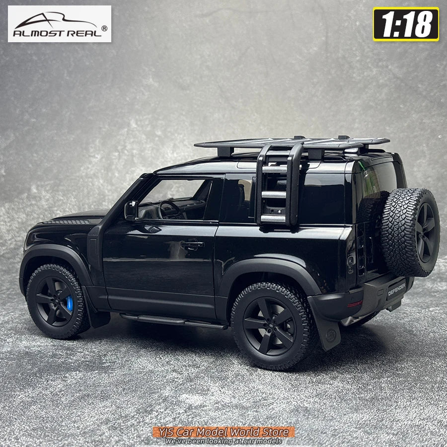 1:18 New 2020 Land Rover Defender 90