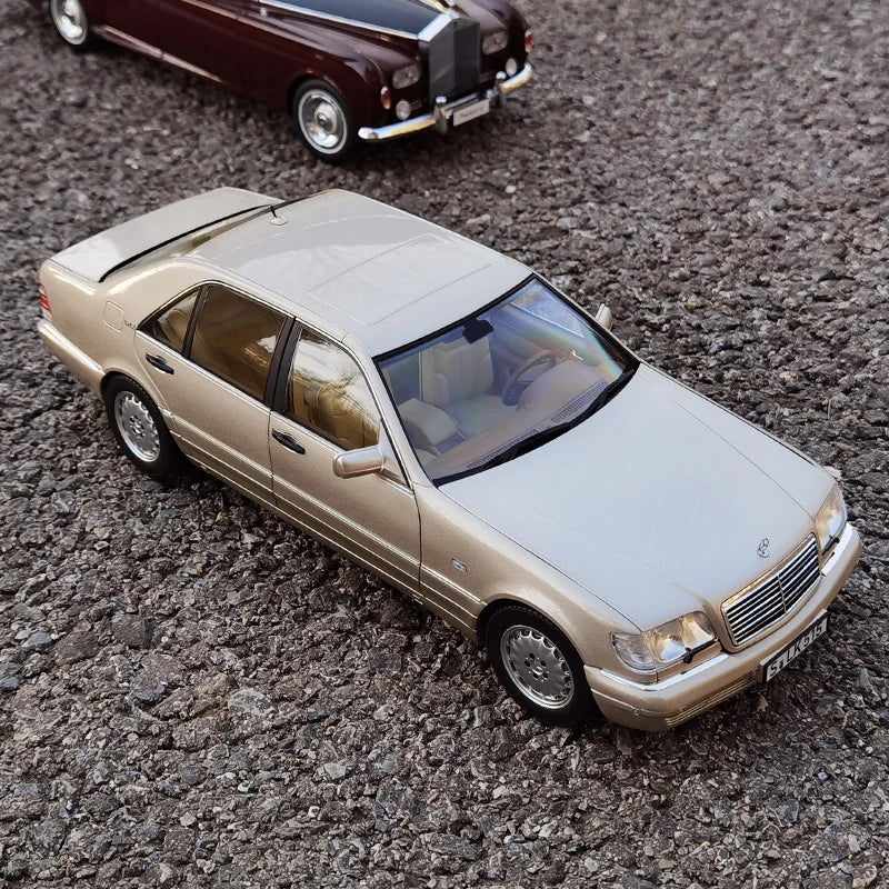 1:18 Mercedes-Benz S600 1997