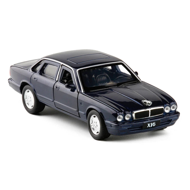 1:36 Jaguar XJ6