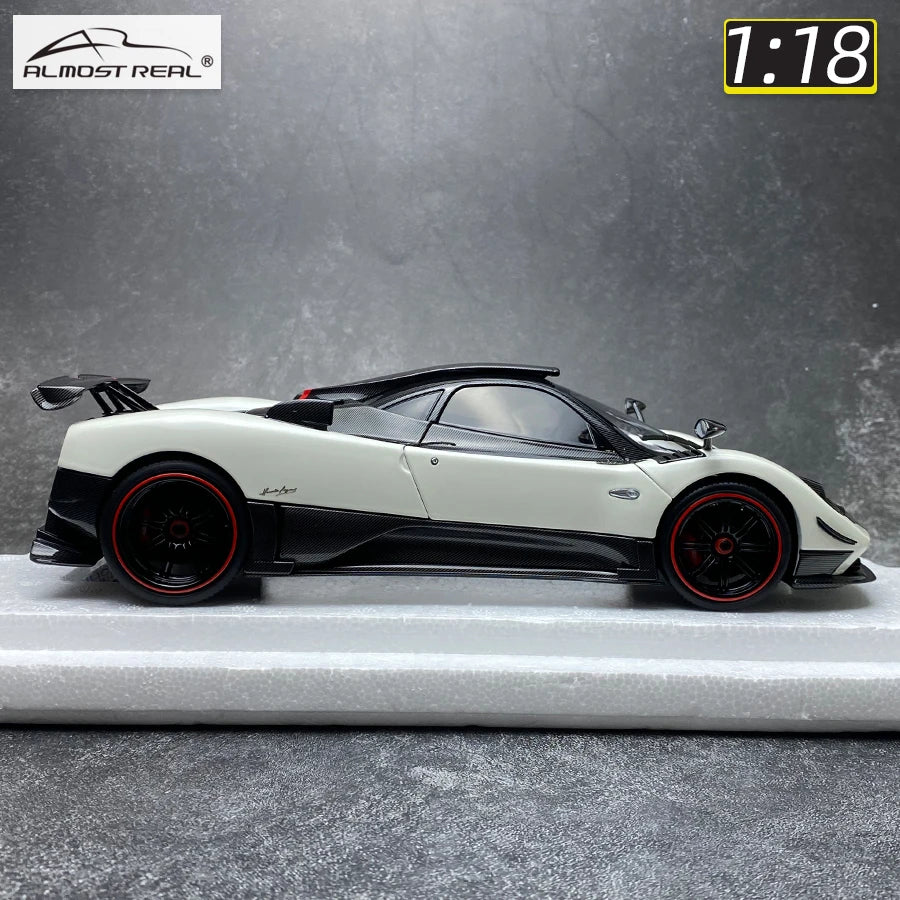 1:18 Pagani Zonda Cinque Coupe 2009