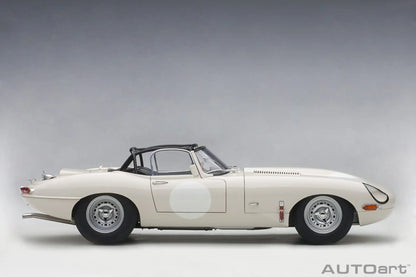 1:18 Jaguar Lightweight E-Type