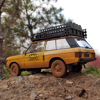 1:18 1982 Range Rover Camel Cup Dirty Edition Racing