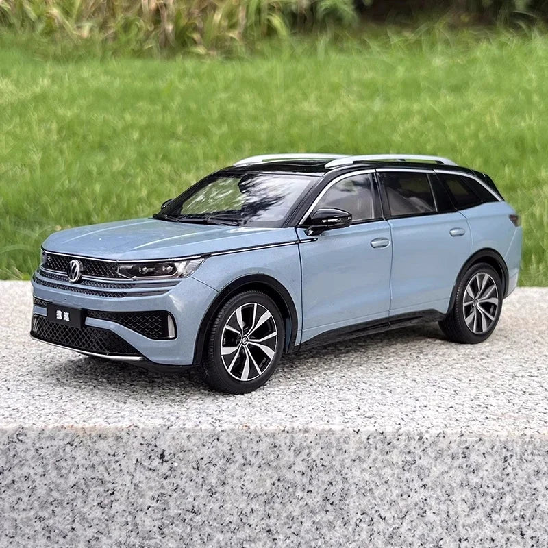 1:18 Volkswagen Touche Model Tavebdor