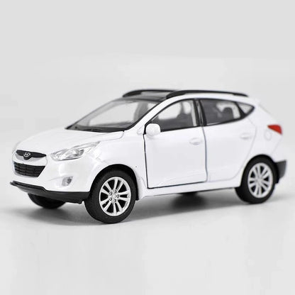 1:36 Hyundai SUV