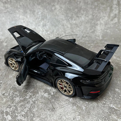 1:18 2022 Porsche 911 992 GT3 RS