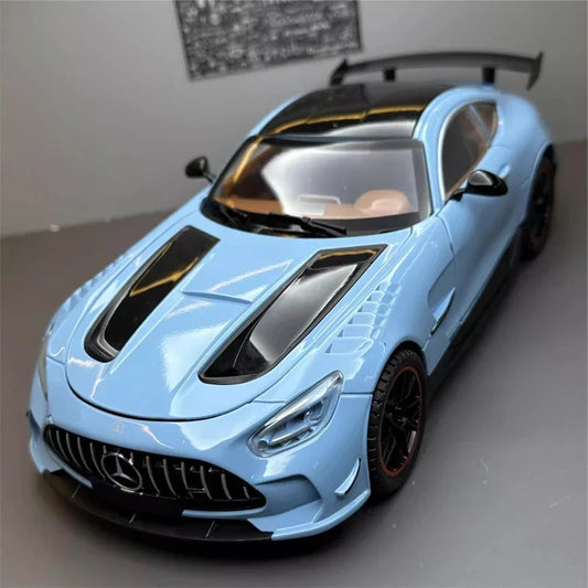 1:18 Mercedes-Benz GTR
