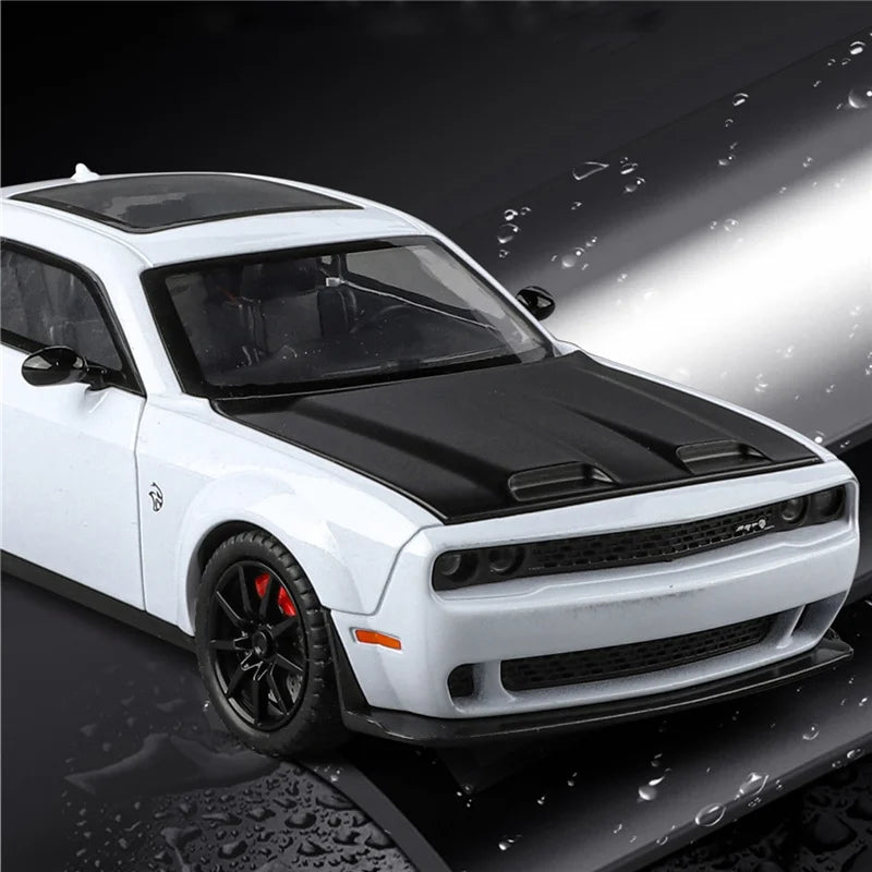 1:24 Dodge Challenger SRT Hellcat