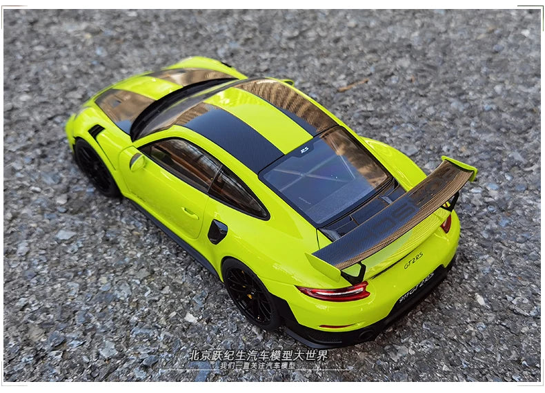 1:18 Porsche 911 (911.2) GT2 RS