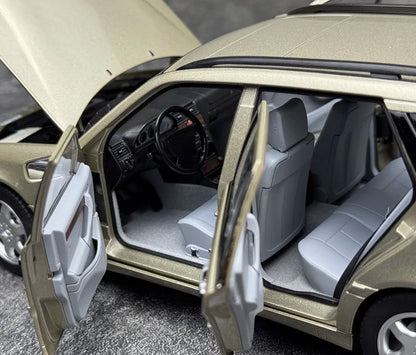 1:18 Mercedes-Benz C220 T-Model