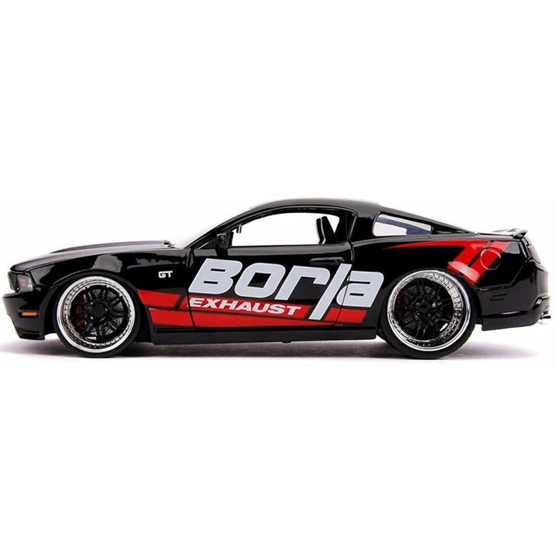 1:24 Ford Mustang GT Shelby 2010
