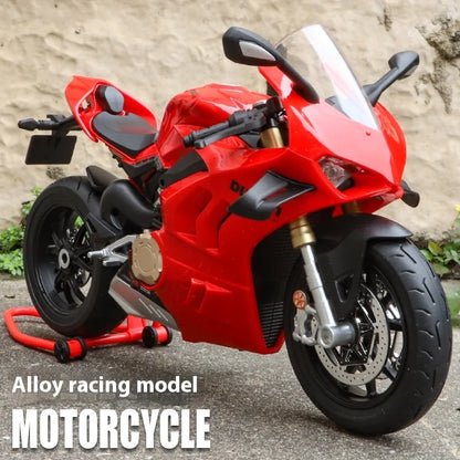 1:9 Ducati V4S