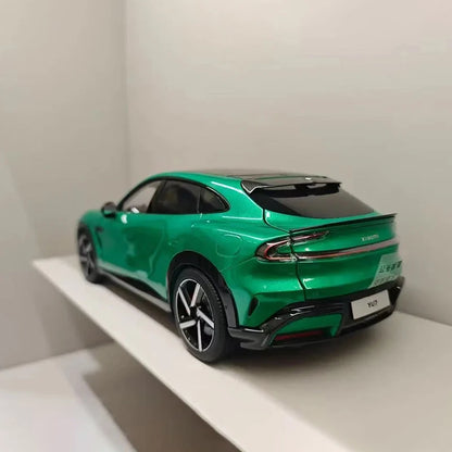 1:18 Xiaomi YU7