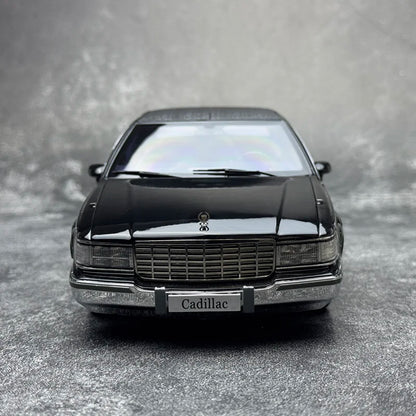 1:18 Cadillac Fleetwood