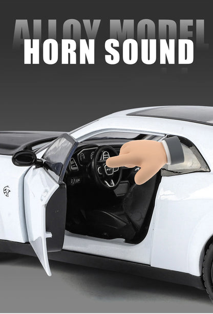 1:24 Dodge Challenger SRT Hellcat