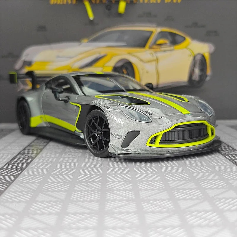 1:24 Aston Martin Vantage GT3