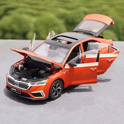 1:18 Skoda OCTAVIA PRO 2021