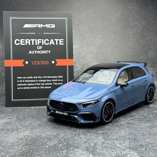 1:18 Mercedes-Benz A45 AMG