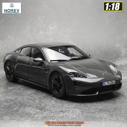 1:18 Porsche Taycan Turbo S 2024