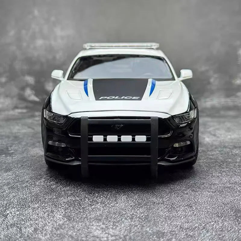 1:18 2015 Ford Mustang GT