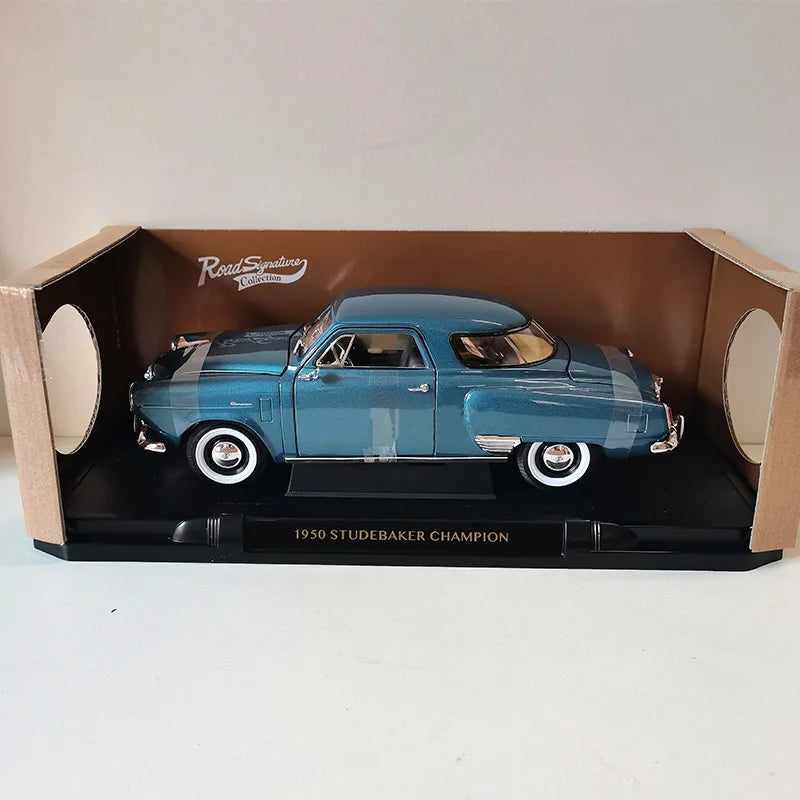 1:18 1950 Studebaker Champion