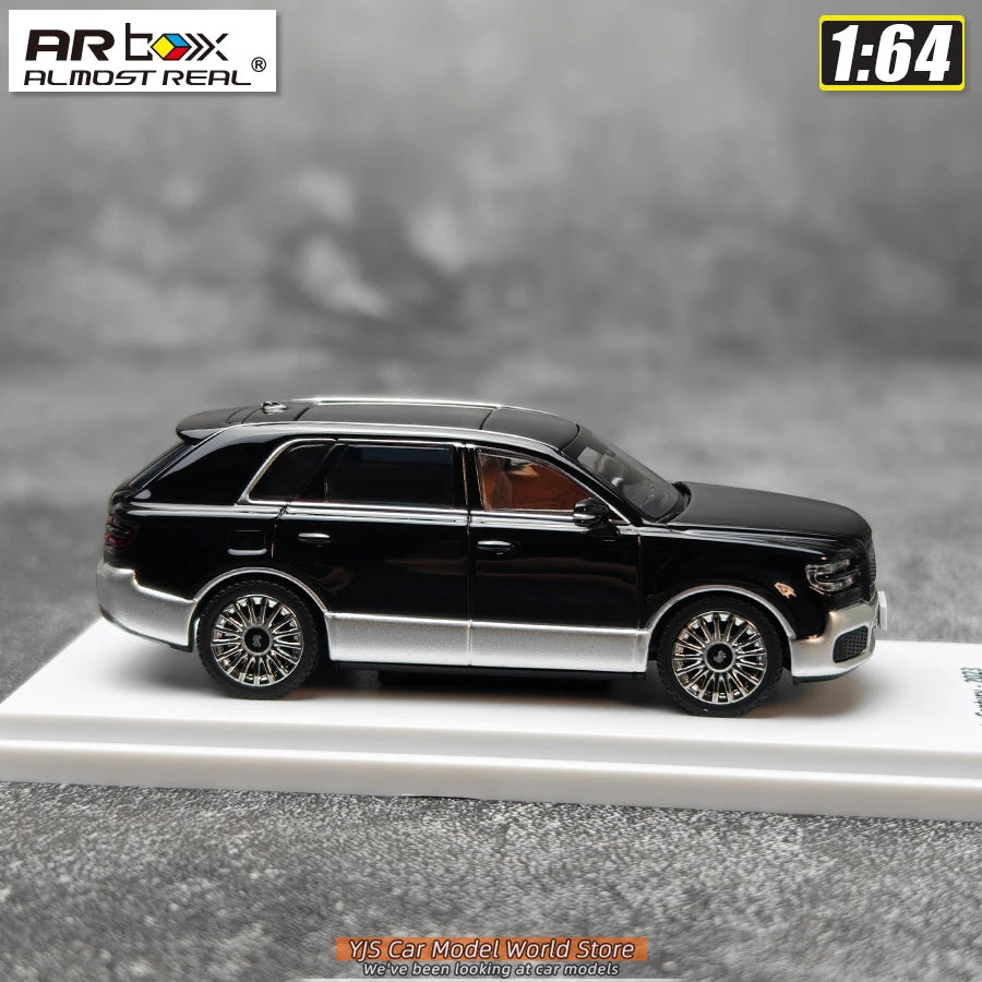 1:64 Toyota Century 2023 Black x Silver LHD