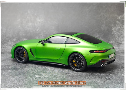 1:18 Mercedes-Benz AMG GT63