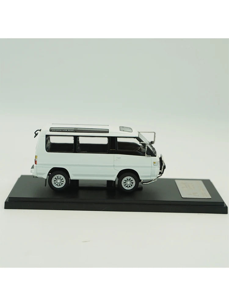 1:43 Mitsubishi Delica 4x4 4wd  4 Wd 1990-1999 Mc & Sunyork