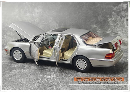 1:18 Lexus LS400