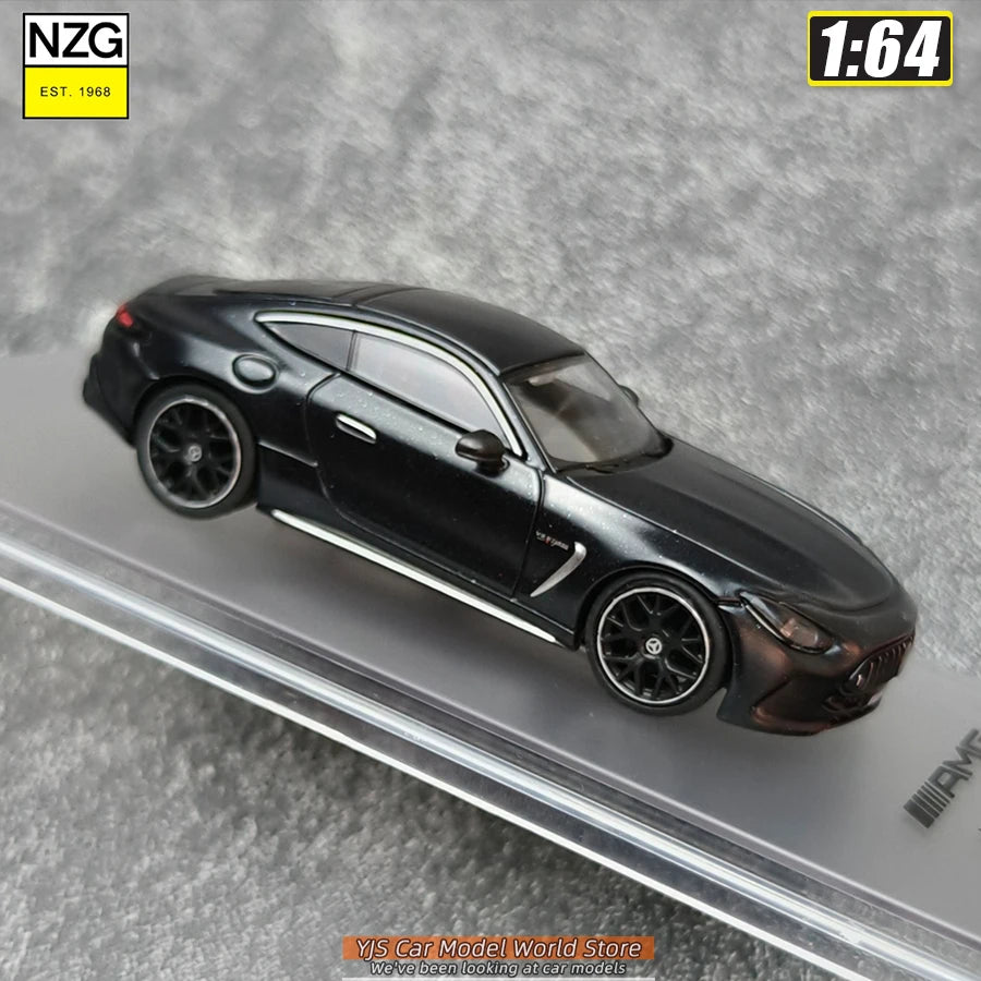 1:64 Mercedes-Benz GT63