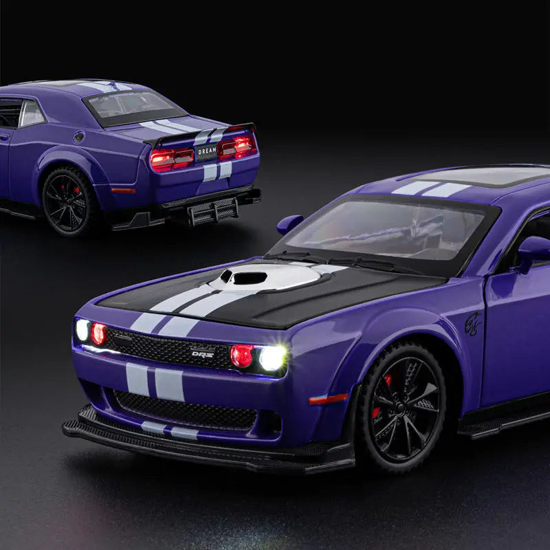 1:32 Dodge Challenger SRT Hellcat