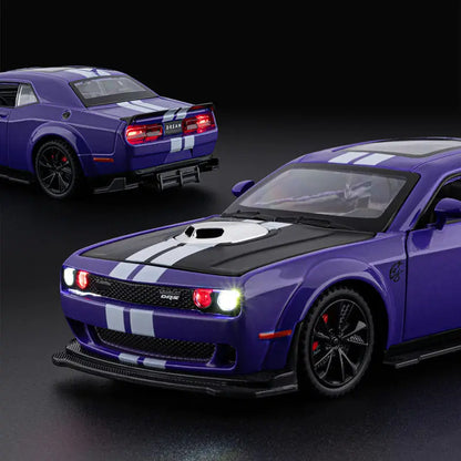 1:32 Dodge Challenger SRT Hellcat