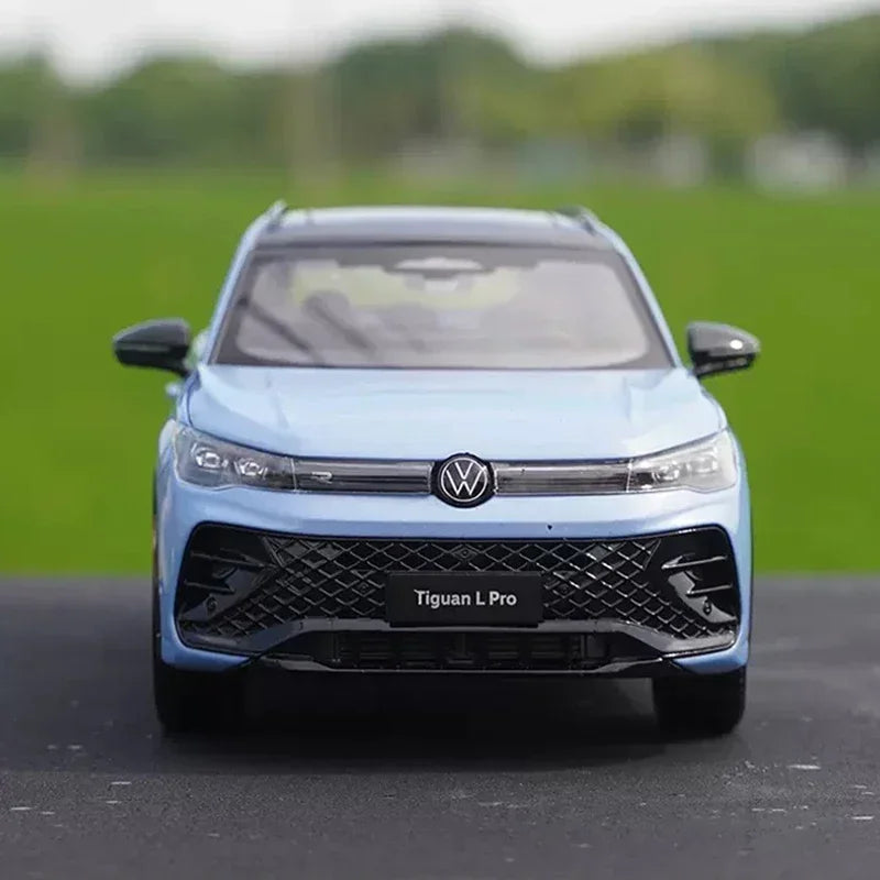 1:18 VOLKSWAGEN TIGUAN L Pro 2024