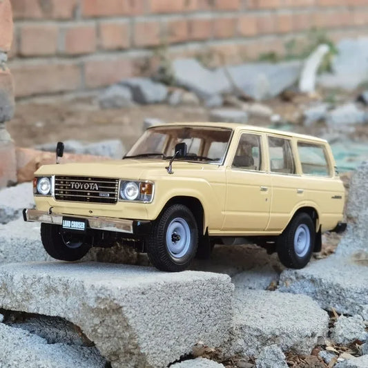 1:18 Toyota Land Cruiser LC60