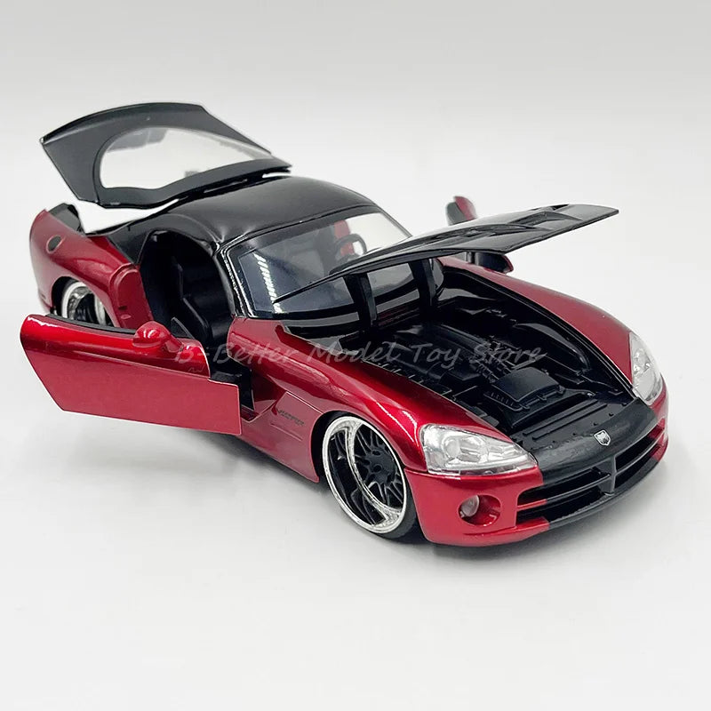 1:24 Dodge Viper SRT 2008