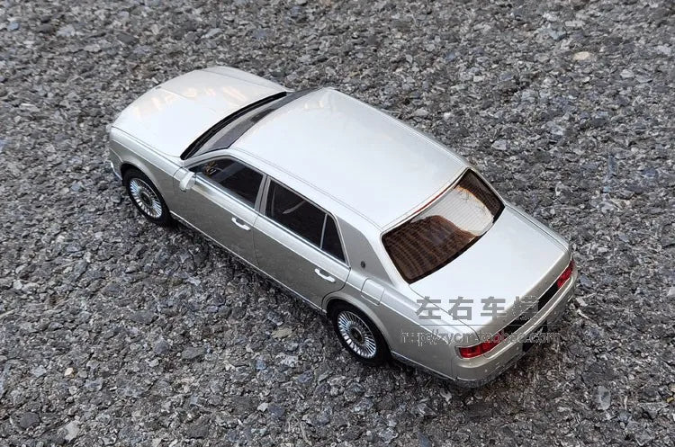 1:18 Toyota Century