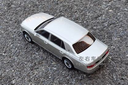 1:18 Toyota Century