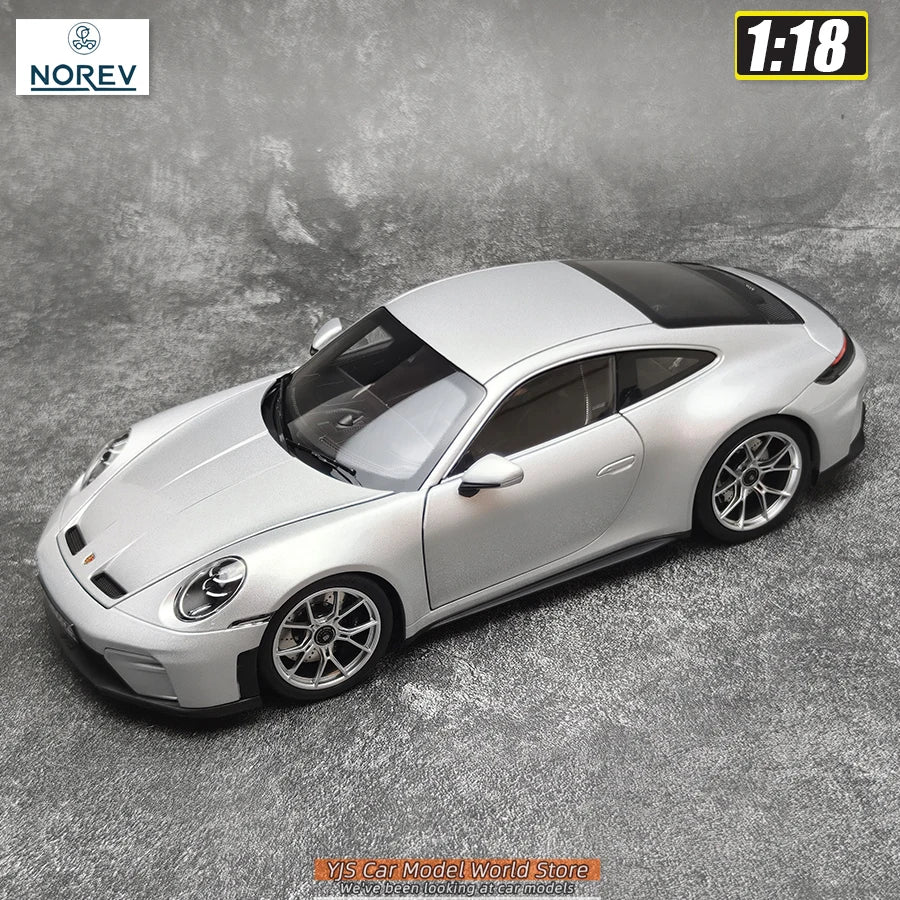 1:18 Porsche 911 GT3 w/Touring Pack 2025