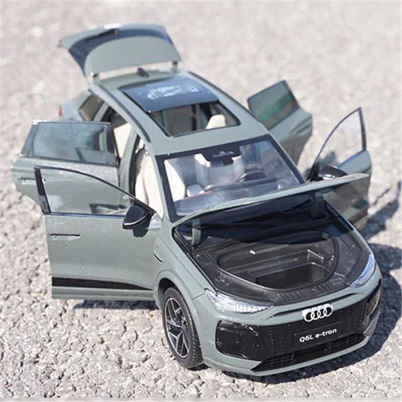1:18 Audi Q6 Q6L e-tron 2026