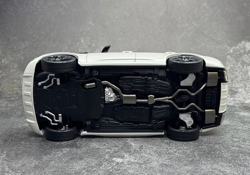 1:18 Land Rover Range Rover Sport