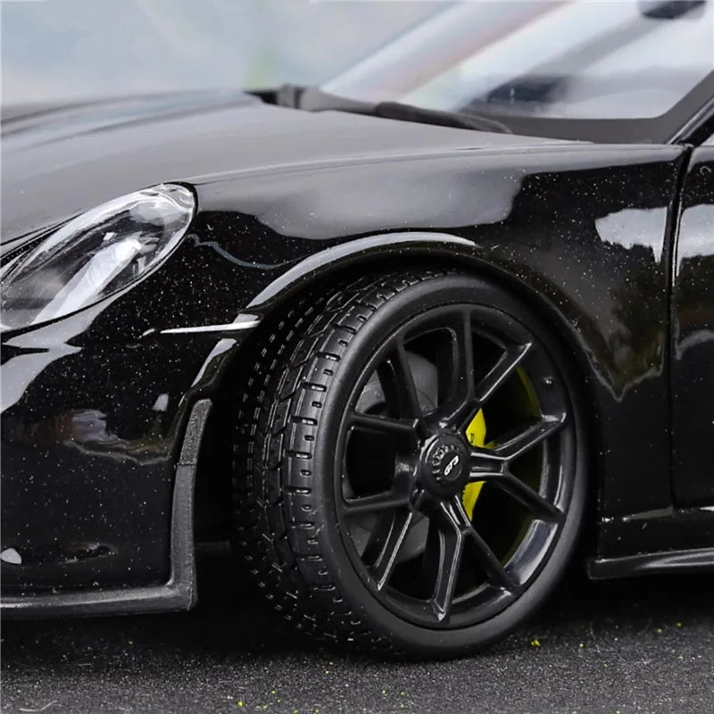 1:18 2022 Porsche 911 GT3 RS