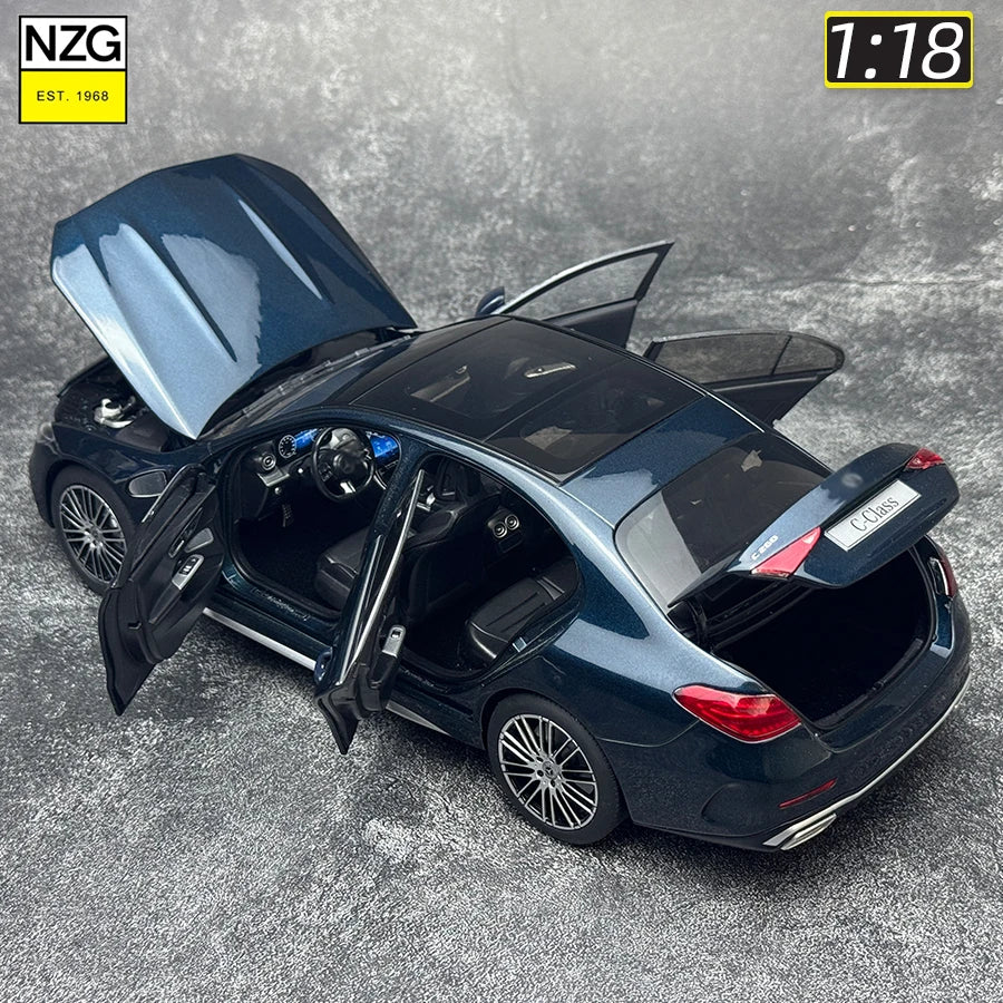 1:18 2025 Mercedes-Benz C260
