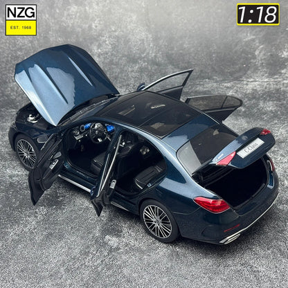1:18 2025 Mercedes-Benz C260