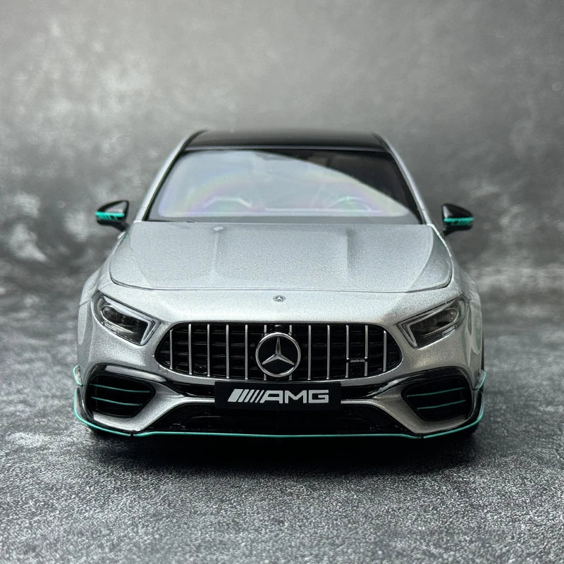 1:18 Mercedes Benz AMG A45 S Performance