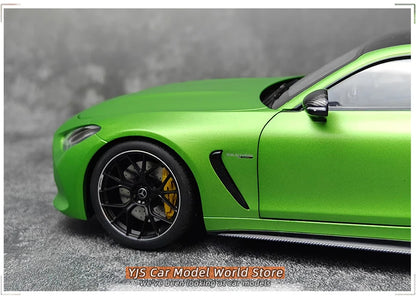 1:18 Mercedes-Benz AMG GT63