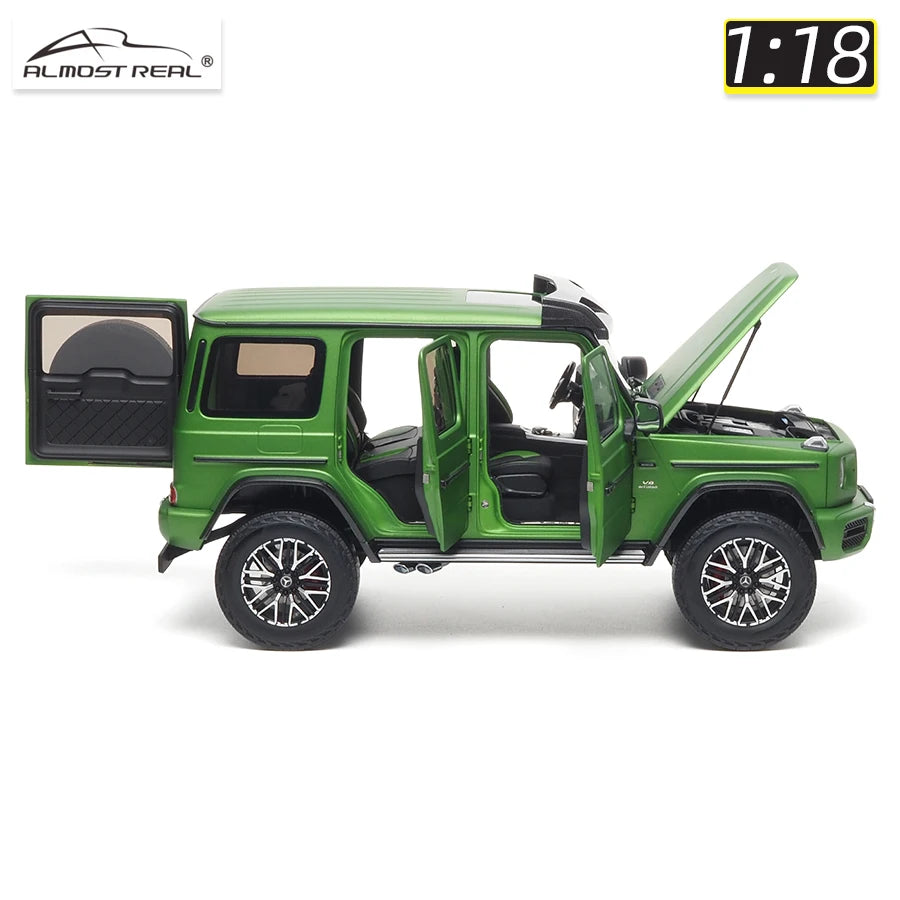 1:18 Mercedes-Benz G63 4x4-2023 Green