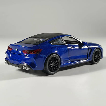 1:32 BMW M8