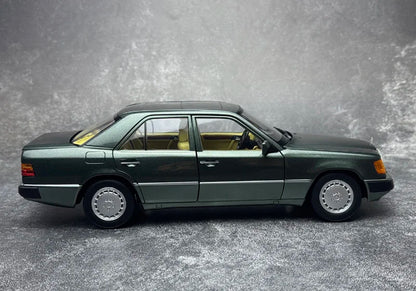 1:18 Mercedes-Benz  230E W124 1990